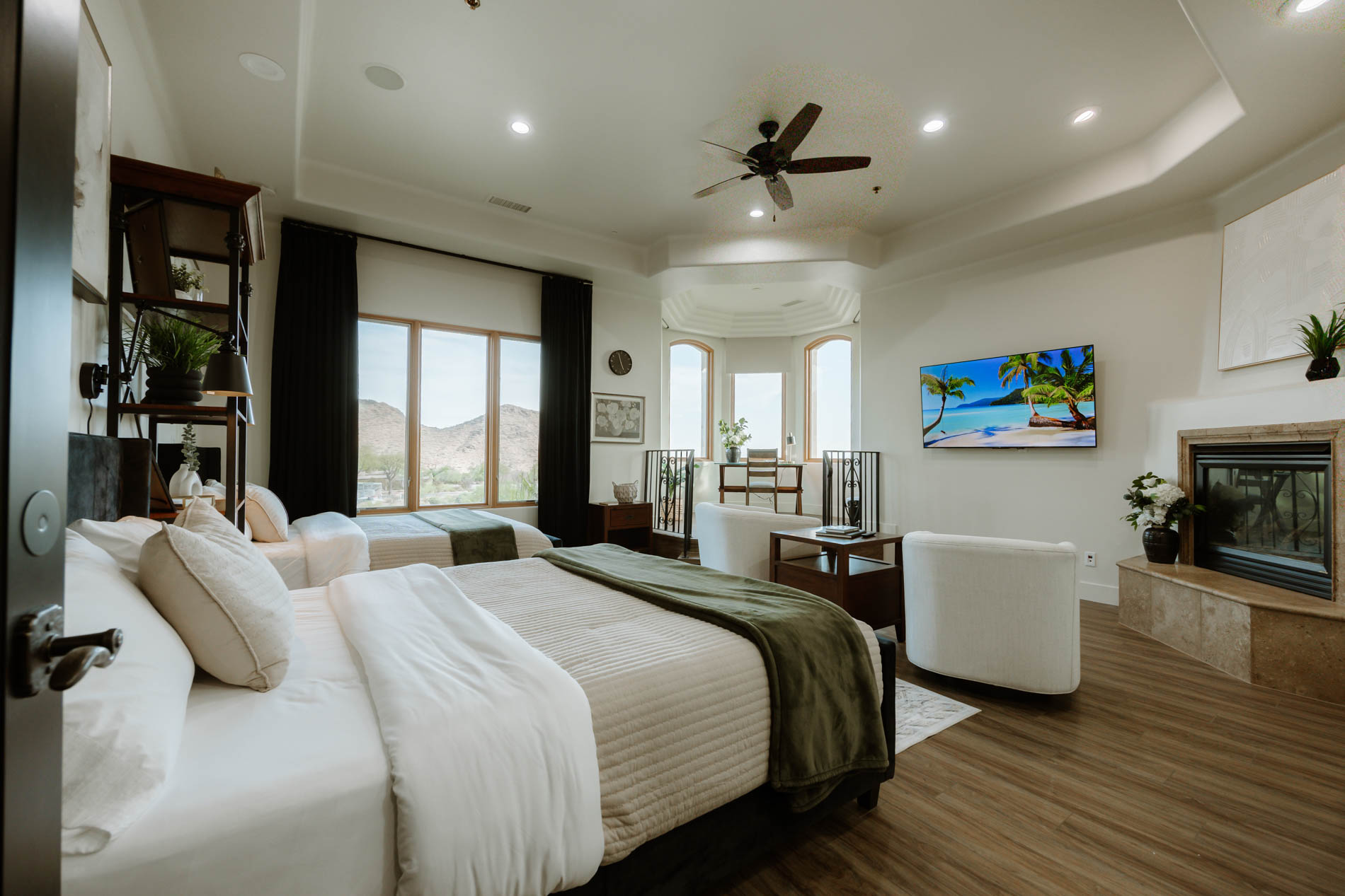 Desert Recovery Centers | Luxury vs. Traditional Rehab Desert Recovery Centers | Luxury vs. Traditional Rehab